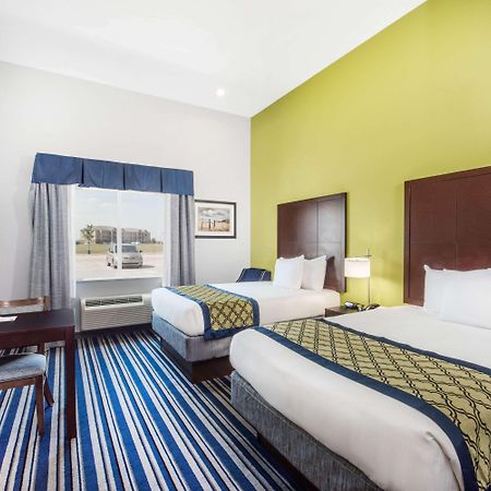Hawthorn Extended Stay By Wyndham Midland Exteriör bild