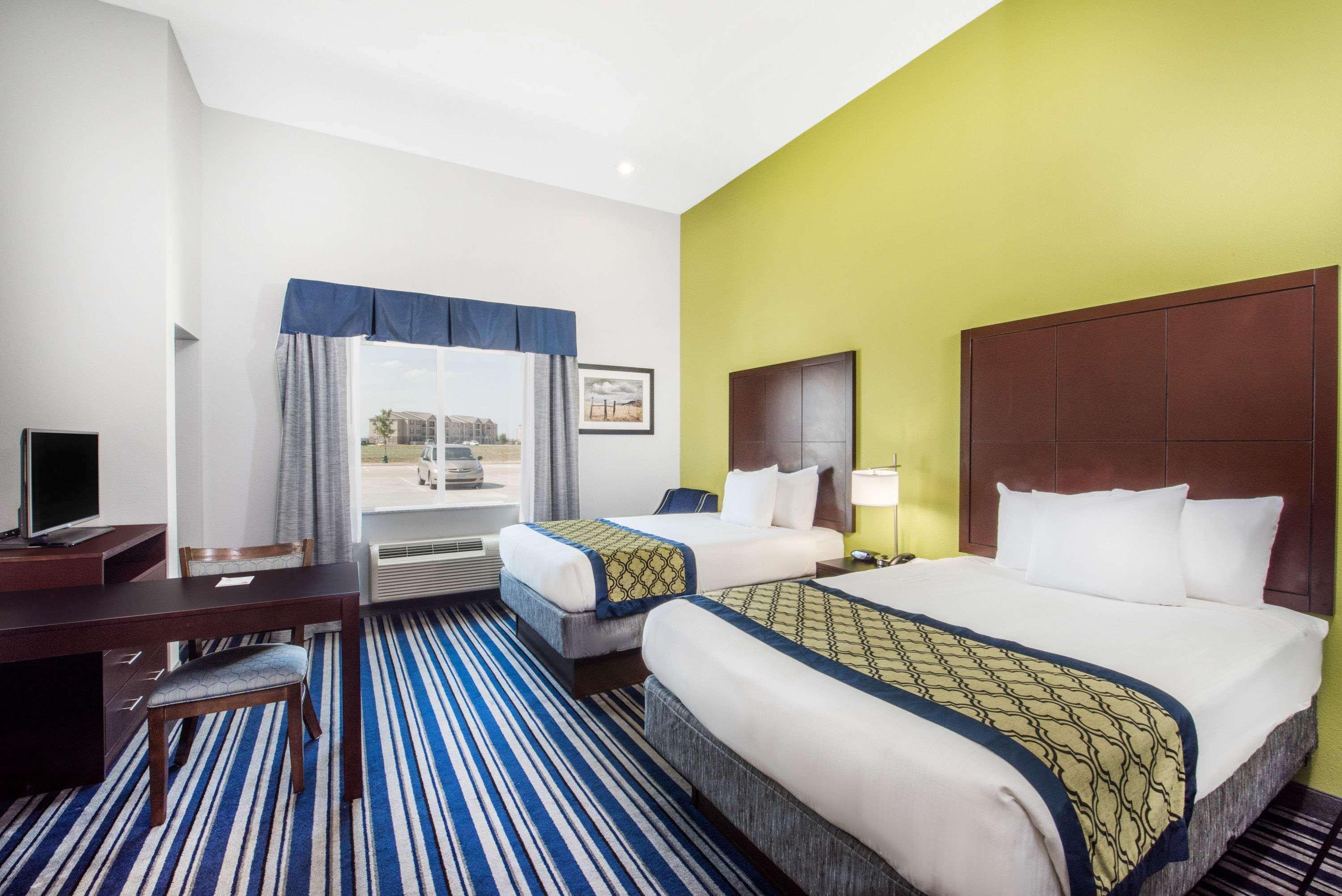 Hawthorn Extended Stay By Wyndham Midland Exteriör bild