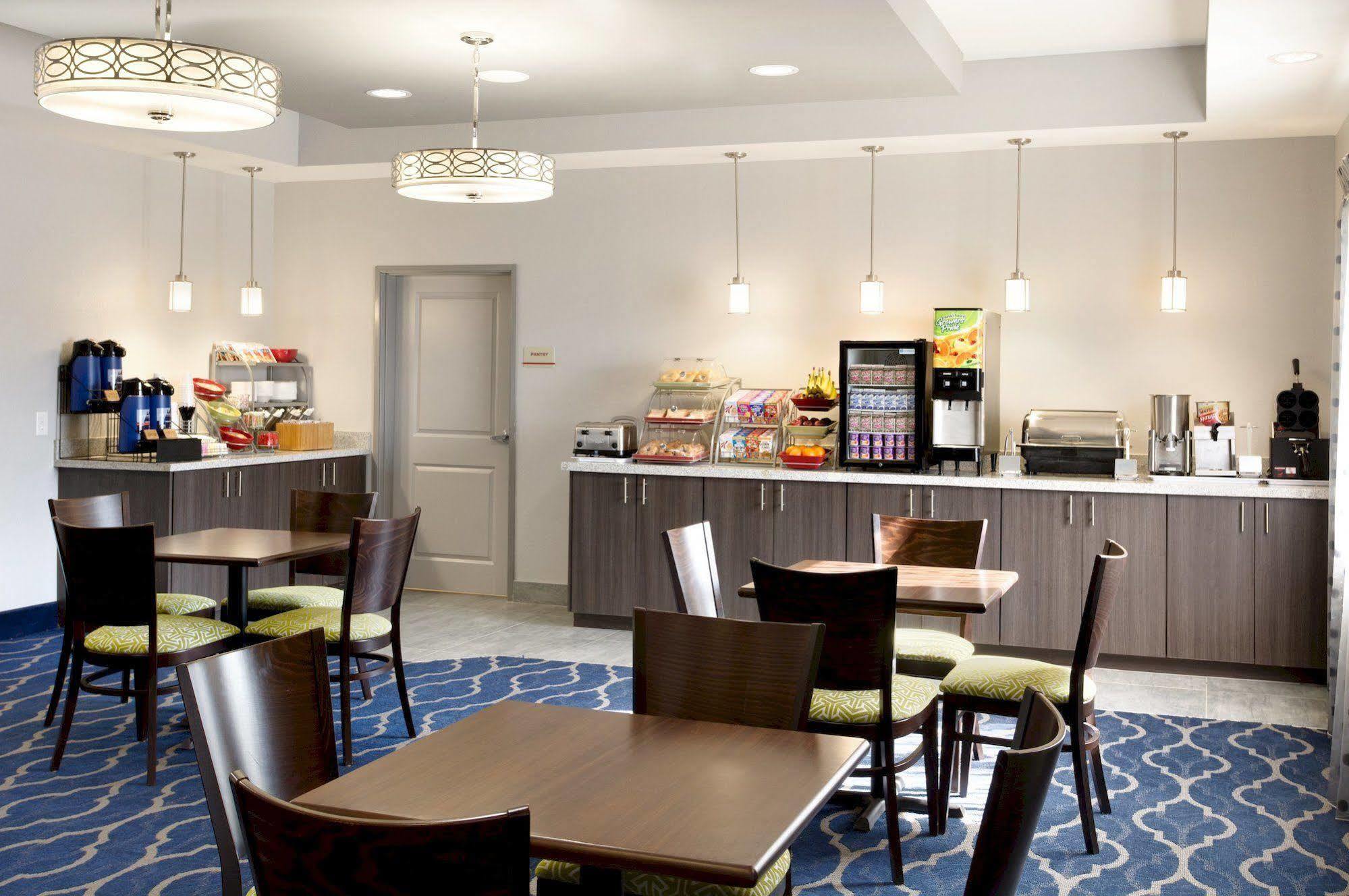 Hawthorn Extended Stay By Wyndham Midland Exteriör bild